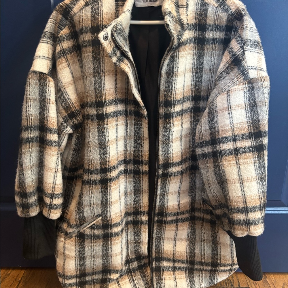 BB Dakota Plaid Teddy Jacket in Cream and Black
